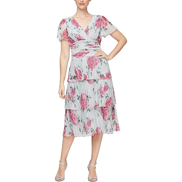 SL Fashions Plus Size Tiered Floral Print Sheath Dress Blue Multi 22W at Amazon Women's Clothing store SL Fashions Plus Size Tiered Floral Print Sheath Dress Blue Multi 22W at Amazon Women's Clothing store