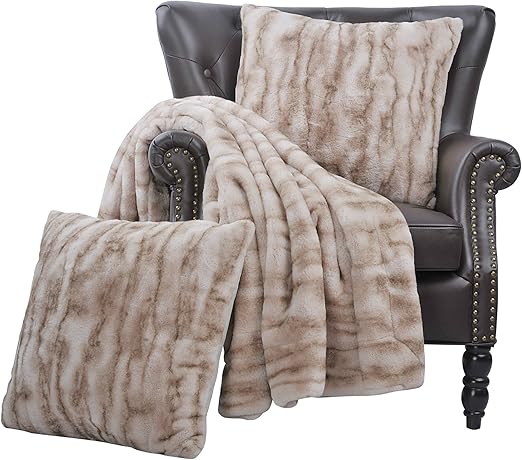 Amazon Com Home Soft Things Raccoon Faux Fur Throw Pillow Combo