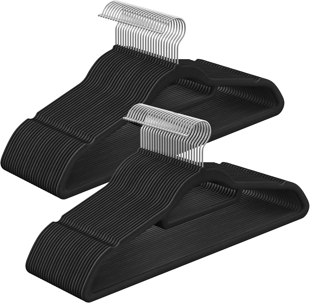 SONGMICS Velvet Hangers Set of 20 Non-Slip 360° Hook 0.6 cm Thick Black