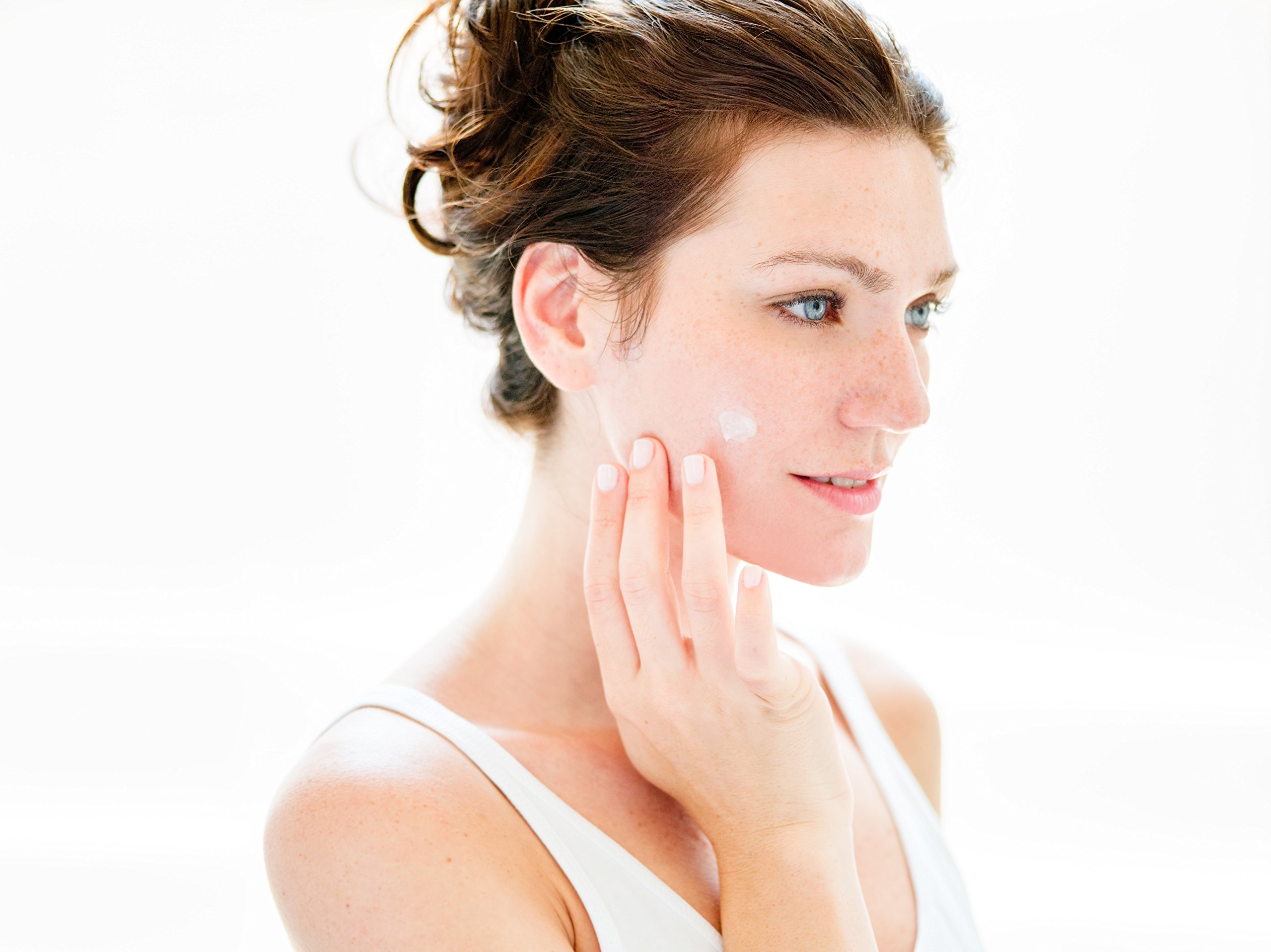 InstaNatural Retinol-Feuchtigkeitsspender und Anti-Agning Creme – Anti-Falten Lotion fürs Gesicht - Gegen Falten, Krähenfüße, Augenringe & feine Linien – Mit Vitamin C und Hyauronsäure – 100 ml