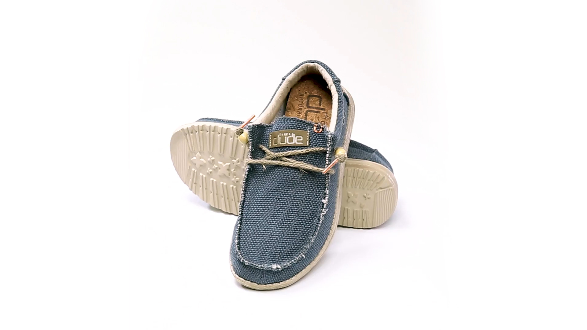 Hey Dude Men\'s Blue and Beige Loafers Amazon.com: HEYDUDE Wally Tri Varsity Light Blue Size M6  main image 2