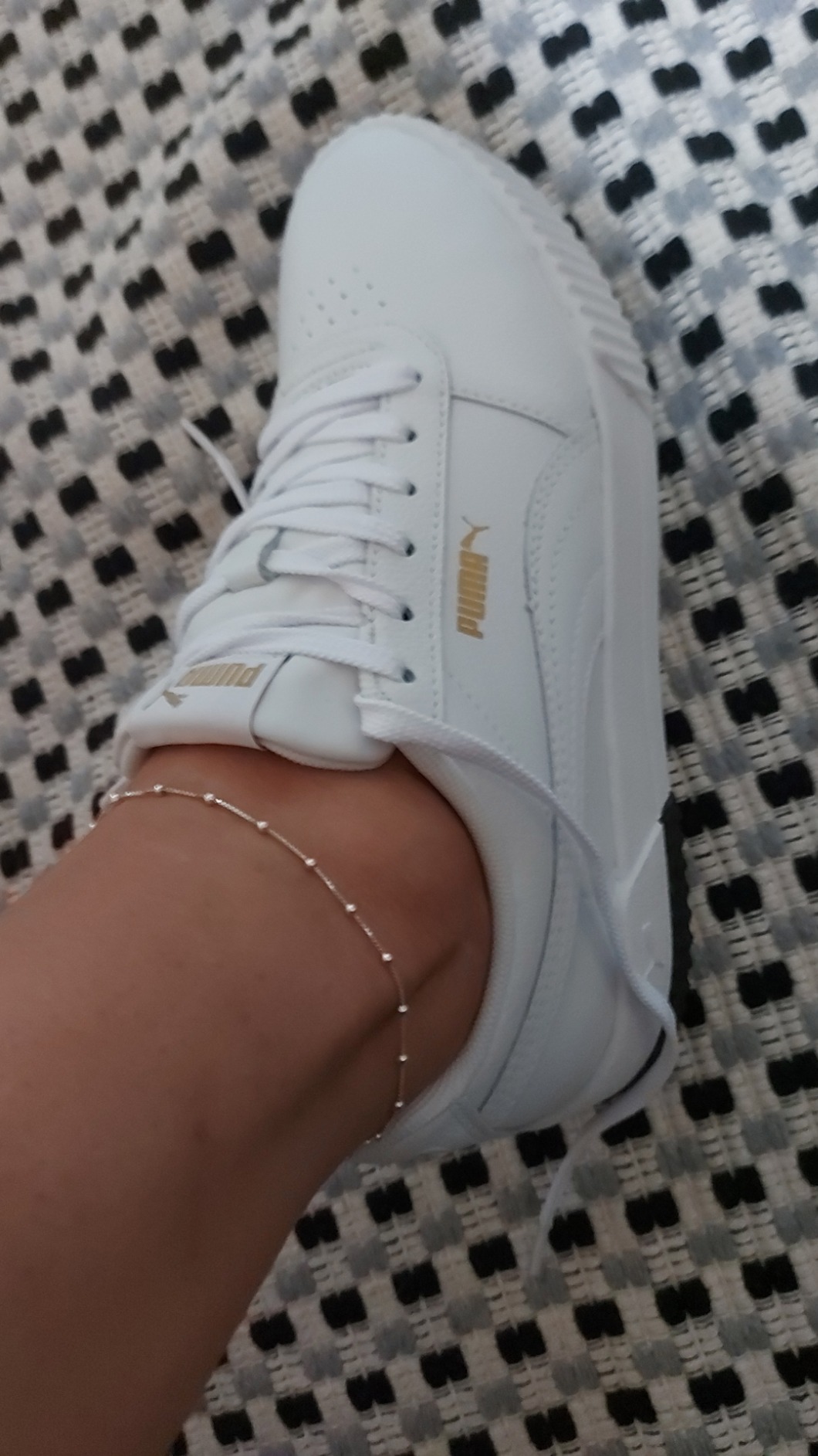 tenis carina l
