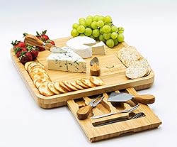 DESSINI Natural Bamboo Cheese Board and Cutlery