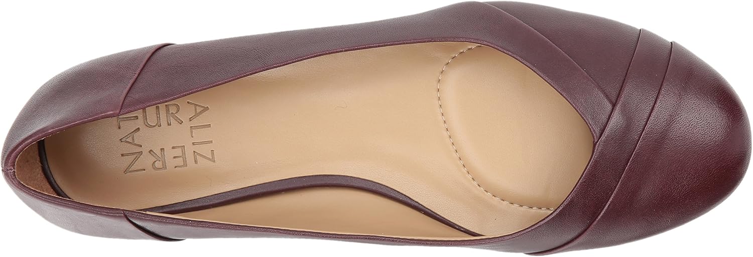 naturalizer gilly flat