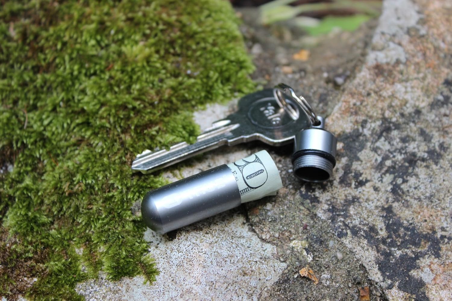 True Utility CashStash Waterproof Emergency Cash Capsule for Key Ring, Grey: Sports & Outdoors