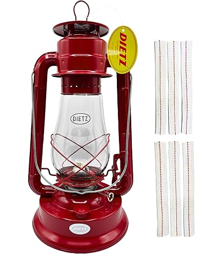 Amazon.com: Dietz #80 Blizzard Hurricane Oil Lamp Burning