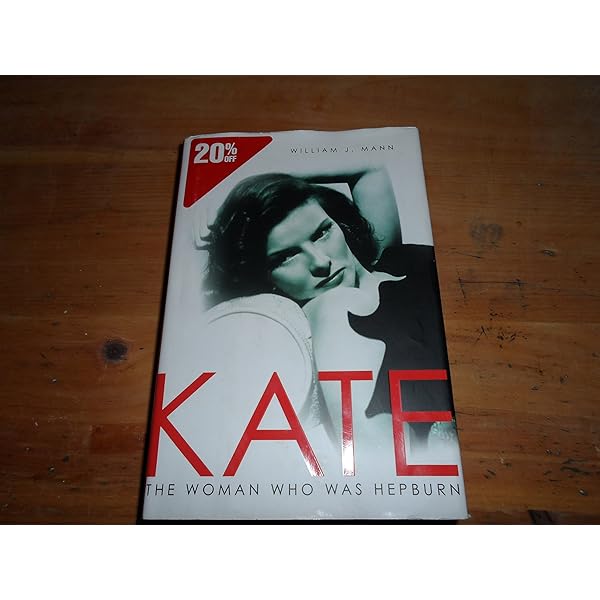 洋書 The Private world KATHARINE HEPBURN 915RNSjChCL.jpg_BO30,255,255,