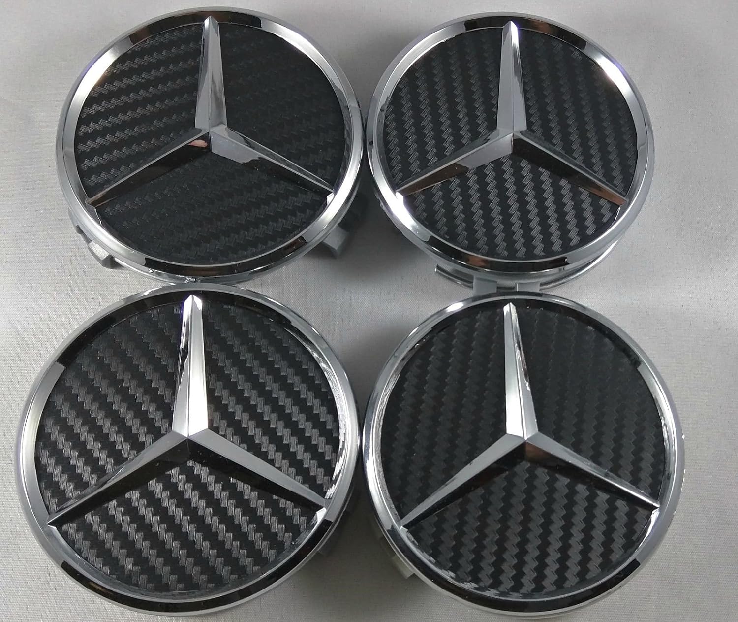 4 Coprimozzi AMG Per Mercedes Benz – Emblema Alluminio 75mm – Nuovi