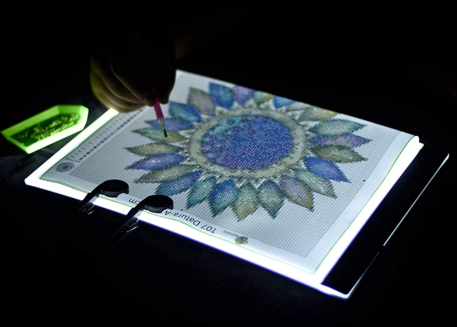 A4 Ultra-Thin Portable LED Light Box Tracer USB Power LED Artcraft Tracing Light Pad Light Box for Artists, Drawing, Sketching, Animation.