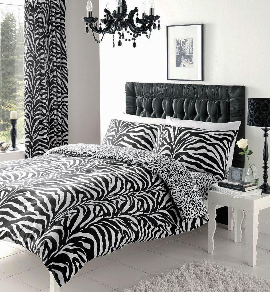 HOMEMAKER BEDDING BLACK & WHITE ZEBRA PRINT KING SIZE DUVET SET WITH MATCHING CURTAINS 66 x 72