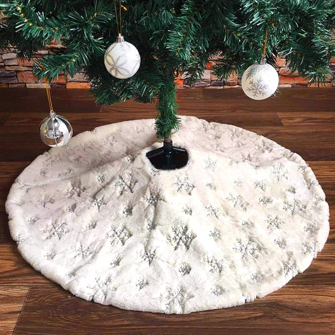 small fur christmas tree skirt