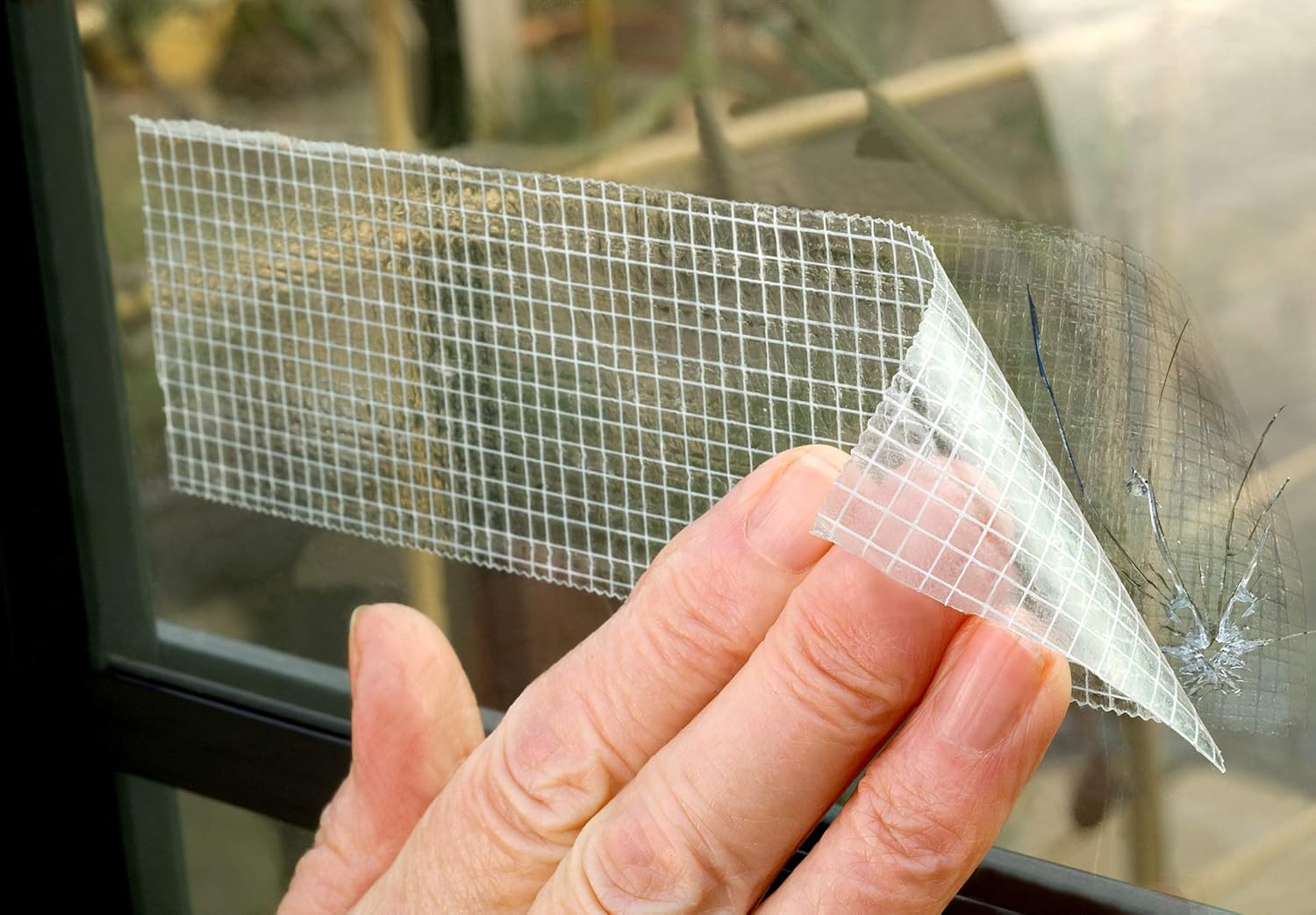 Duck Tape Original Clear, 50mm x 25m, Improved Formula High Strength Waterproof Gaffer and Duct Adhesive Cloth Repair Tape - Image 5