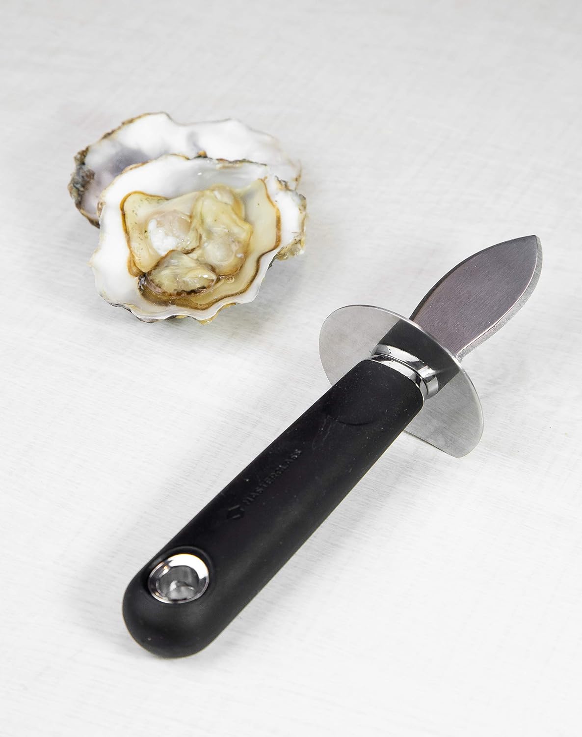 MasterClass Oyster Knife with Soft Grip Handle, Stainless Steel, 18 cm, Black - Image 4