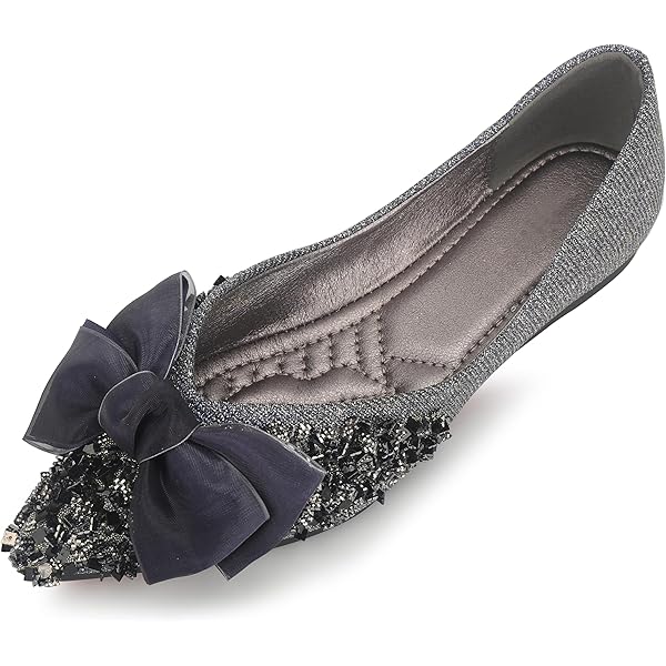 15 Best Pointed-Toe Shoes for Women in 2025