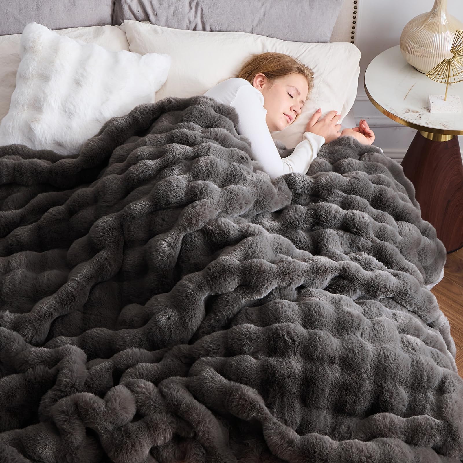 NEWCOSPLAY Faux Fur Twin Blanket Grey Luxury Fluffy Thick Warm Bubble Blanket for Couch Sofa Bed 1000GSM (Dark Grey Bubble Thick, Twin(60"x80")) Image