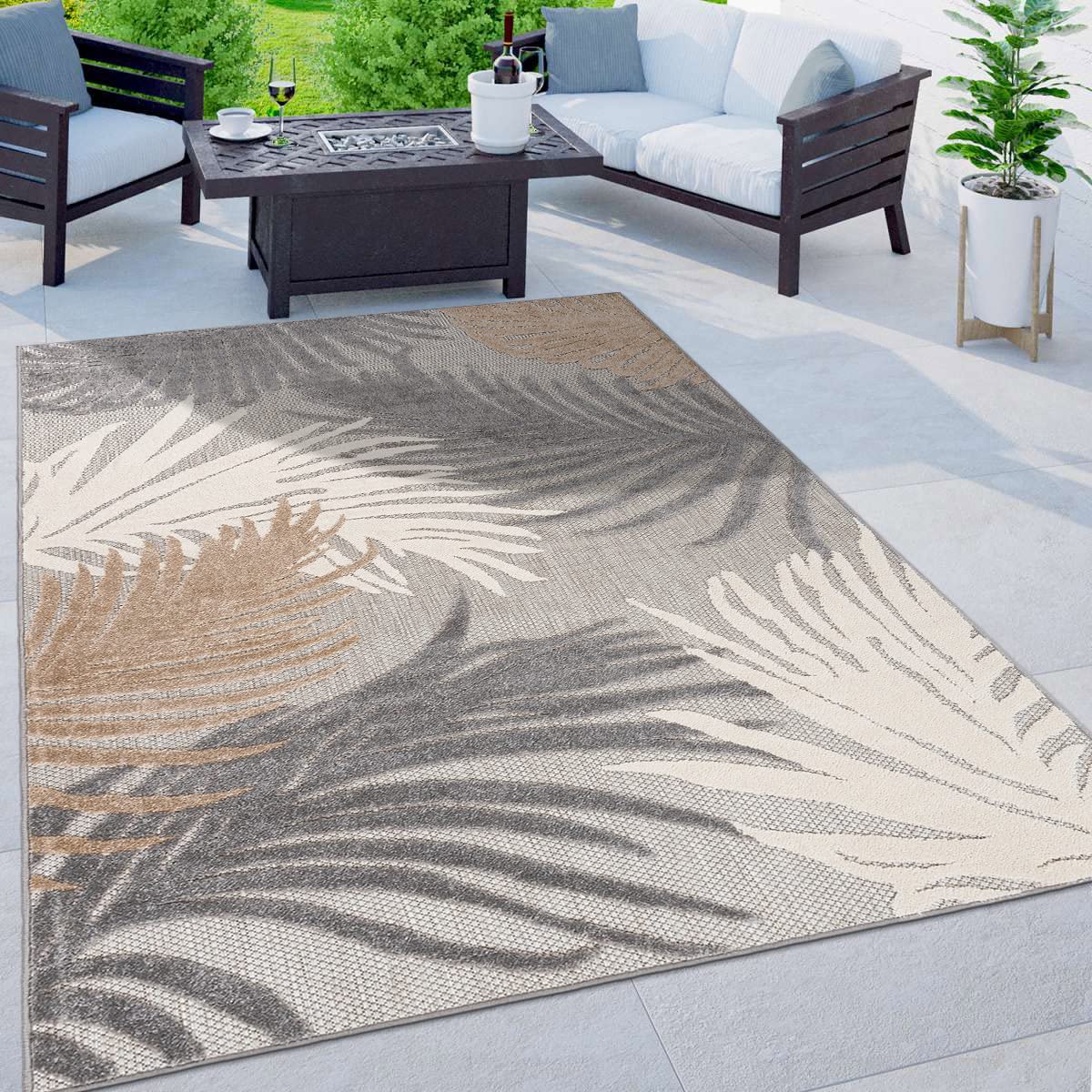 Rugshop Lucca Contemporary Floral Indoor/Outdoor Area Rug 6' 6" x 9' Gray