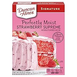 Duncan Hines Signature Perfectly Moist Strawberry