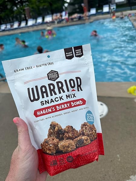 BEEFREE WARRIOR MIX GLUTEN FREE GRANOLA – SOFT CHUNKY GRANOLA BITES | PALEO GRANOLA, LOW CARB, GRAIN FREE, PRESERVATIVE FREE, OAT FREE | GRANOLA FOR YOGURT, LOW CALORIE SNACKS | HAGEN’S BERRY BOMB, ONE 9 OUNCE BAG