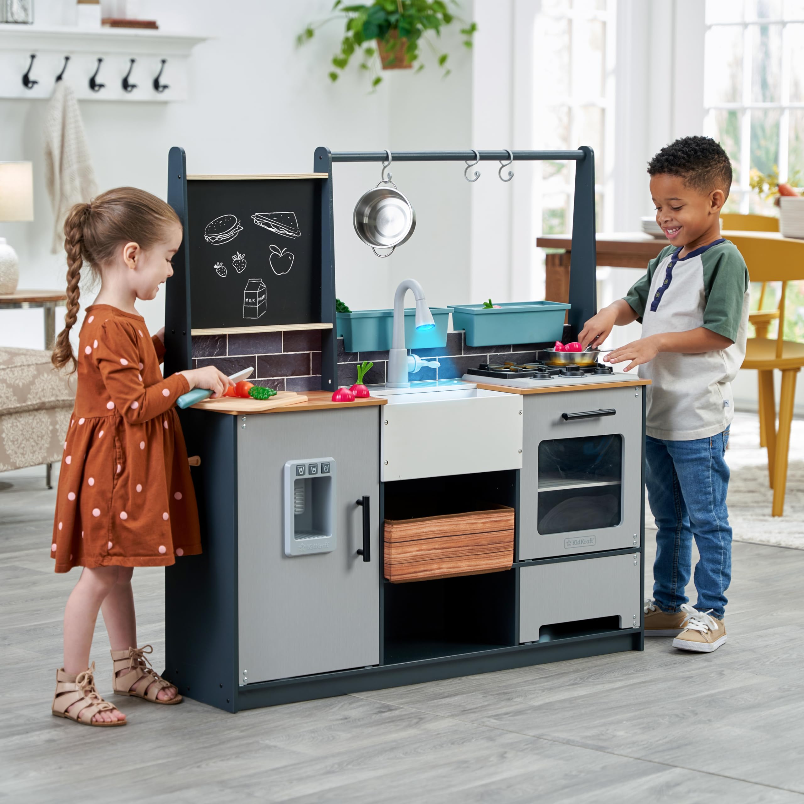 KidKraft Wooden Farm to Table Play Kitchen with EZ Kraft Assembly?, Lights & Sounds, Ice Maker and 17 Accessories