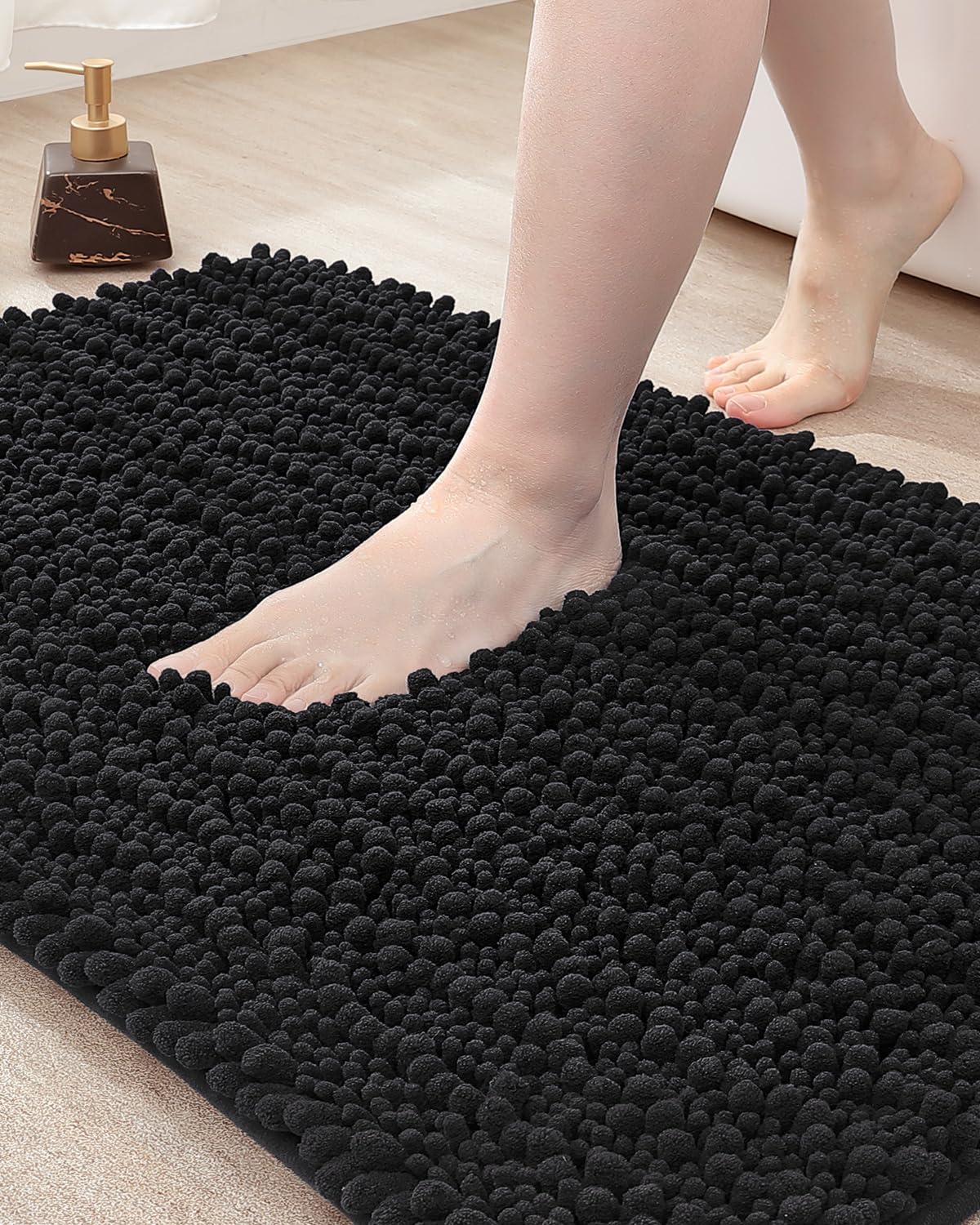 DEXI Bath Mat 40 x 60 cm, Non slip Bathroom Mat, Absorbent and Soft Chenille Bathroom Rug, Machine Washable, Comfortable Floor Mat for Bathtub Toilet Shower Room, Black