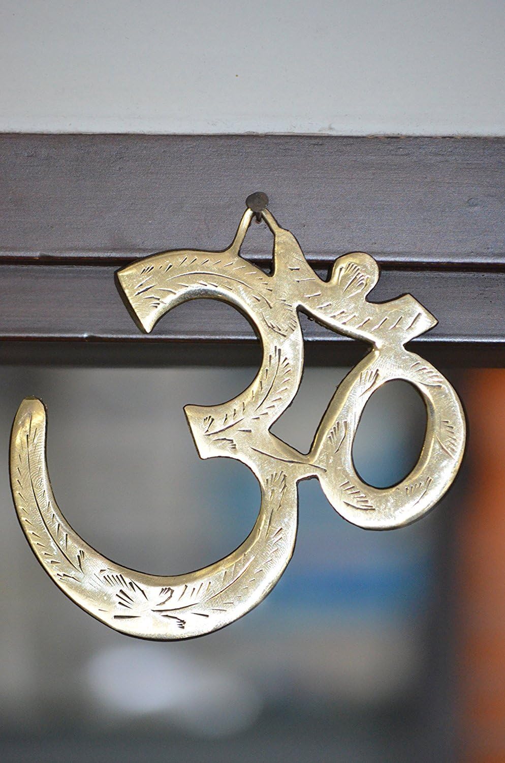 JMD Handicraft ® J92-90-0035 Beautiful Brass Om, Hanging Om/ Aum, Engraved, Om with golden polish, Hand crafted Brass, Home Decorative, valuable collection (6 inch)