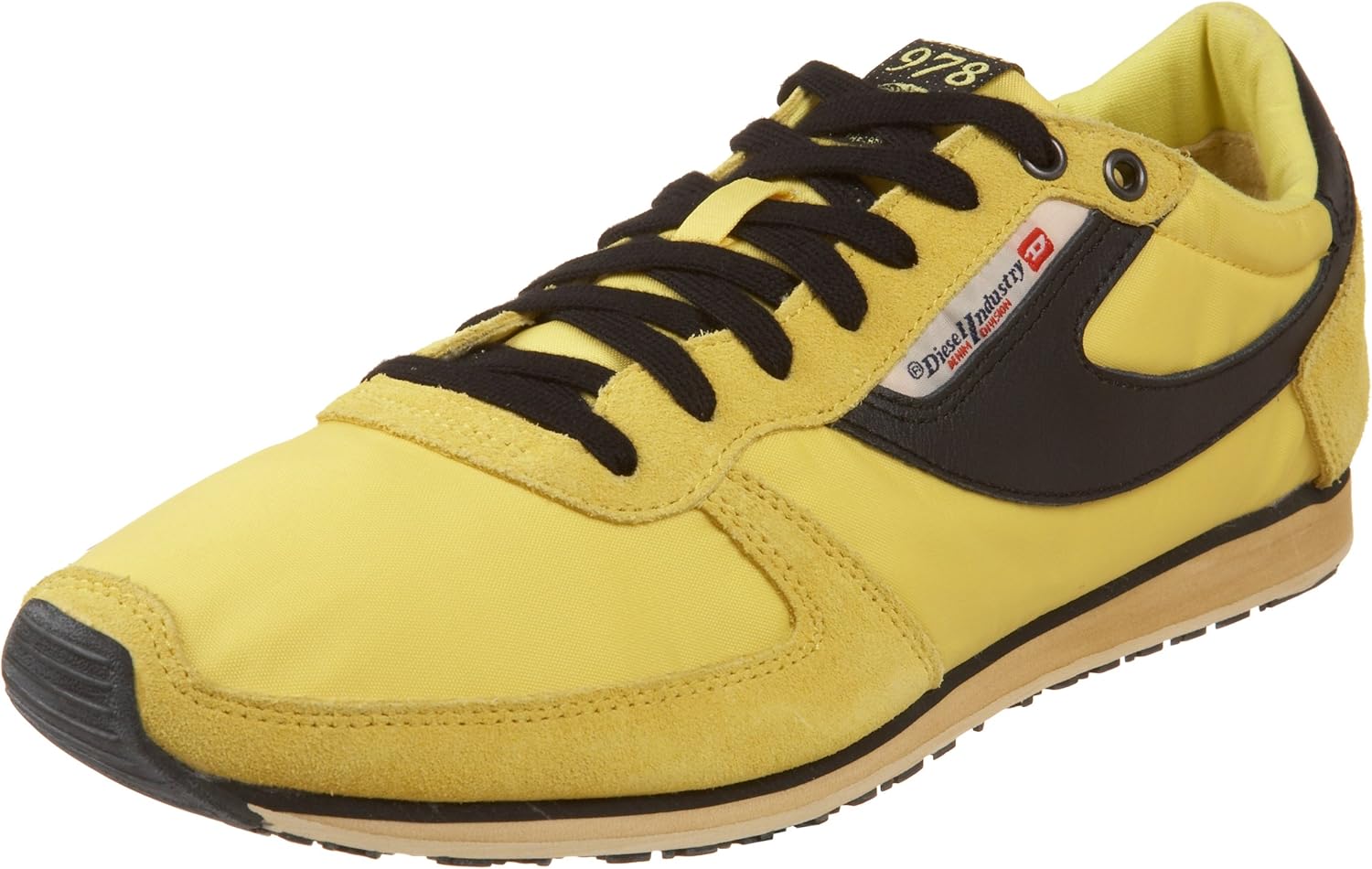 diesel pass on sneakers