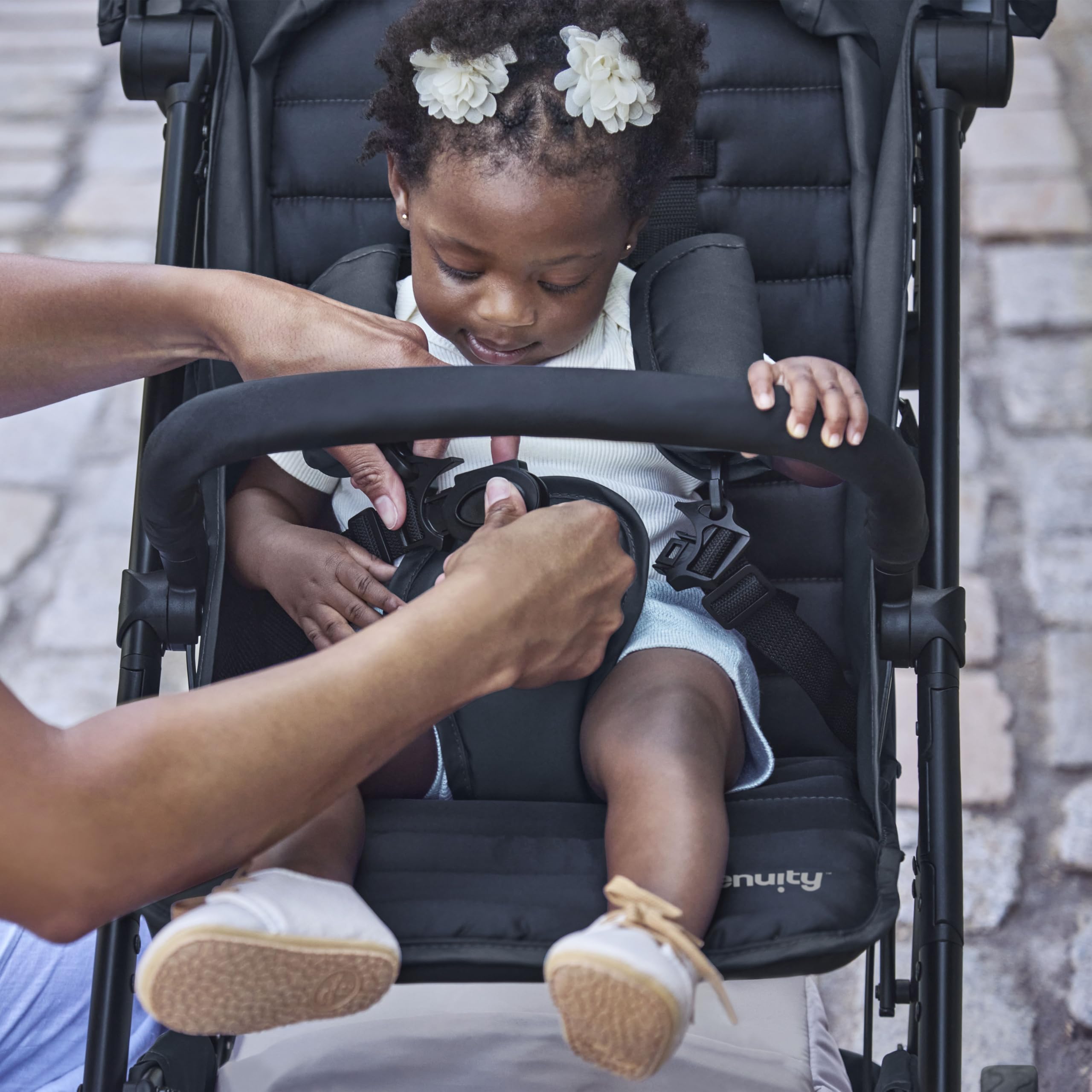 Summer Infant Ingenuity 3Dquickclose CS+ Compact Fold Stroller – Lightweight Stroller with Oversized Canopy, Extra-Large Storage and Compact Fold, Black