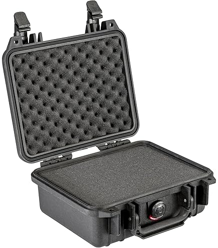 Amazon.com : Pelican 1520 Case With Foam (Black) : Electronics