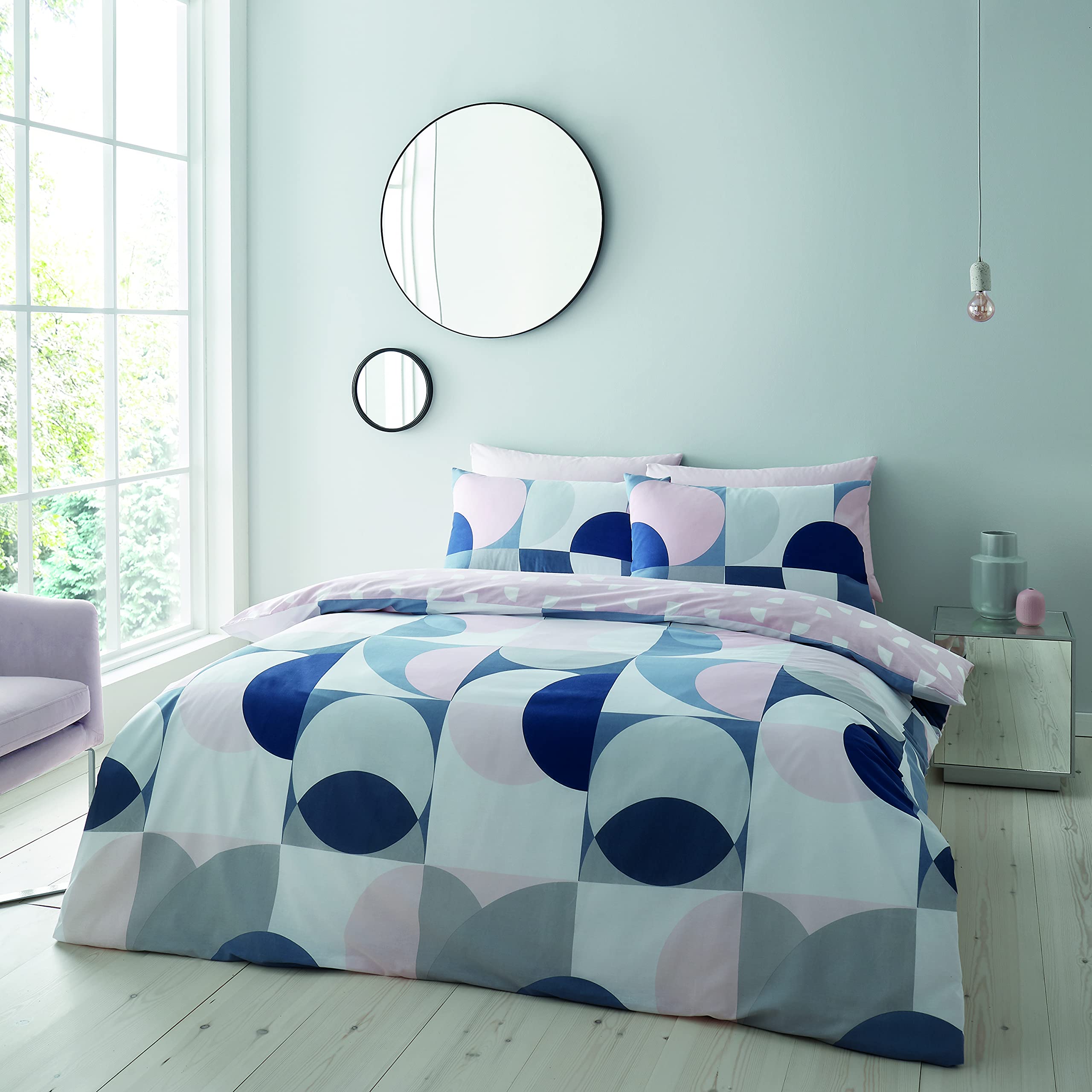 Catherine Lansfield Sirkel Geo 135 x 200 cm Duvet Cover and 1 80 x 80 cm Pillowcase Blush