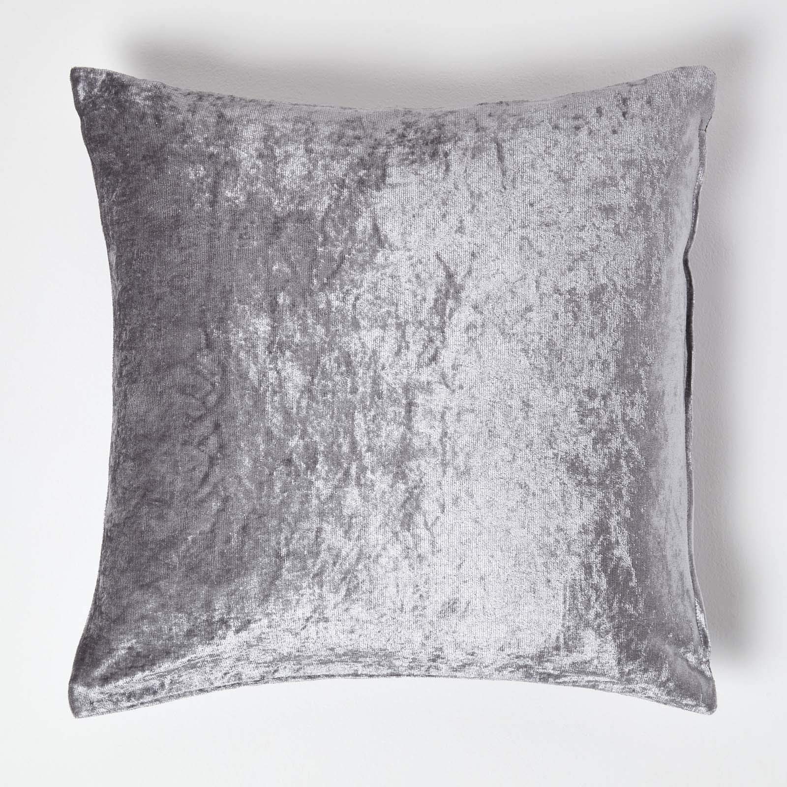 HOMESCAPES Luxury Silver Crushed Velvet Cushion Cover 24 x 24 Inch (60 cm) Square Grey Scatter Cushion for Sofa or Bed