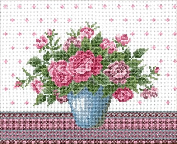 Amazon オリムパス製絲 ししゅうキット バラとライトブルーの花瓶 7479 刺しゅうキット 通販