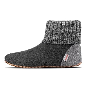 GIESSWEIN Hüttenschuh Wildpoldsried Kids - Hohe Unisex Hausschuhe für Kinder, Warme Filz-Pantoffeln für Mädchen & Jungen, Feste Gummi Sohle