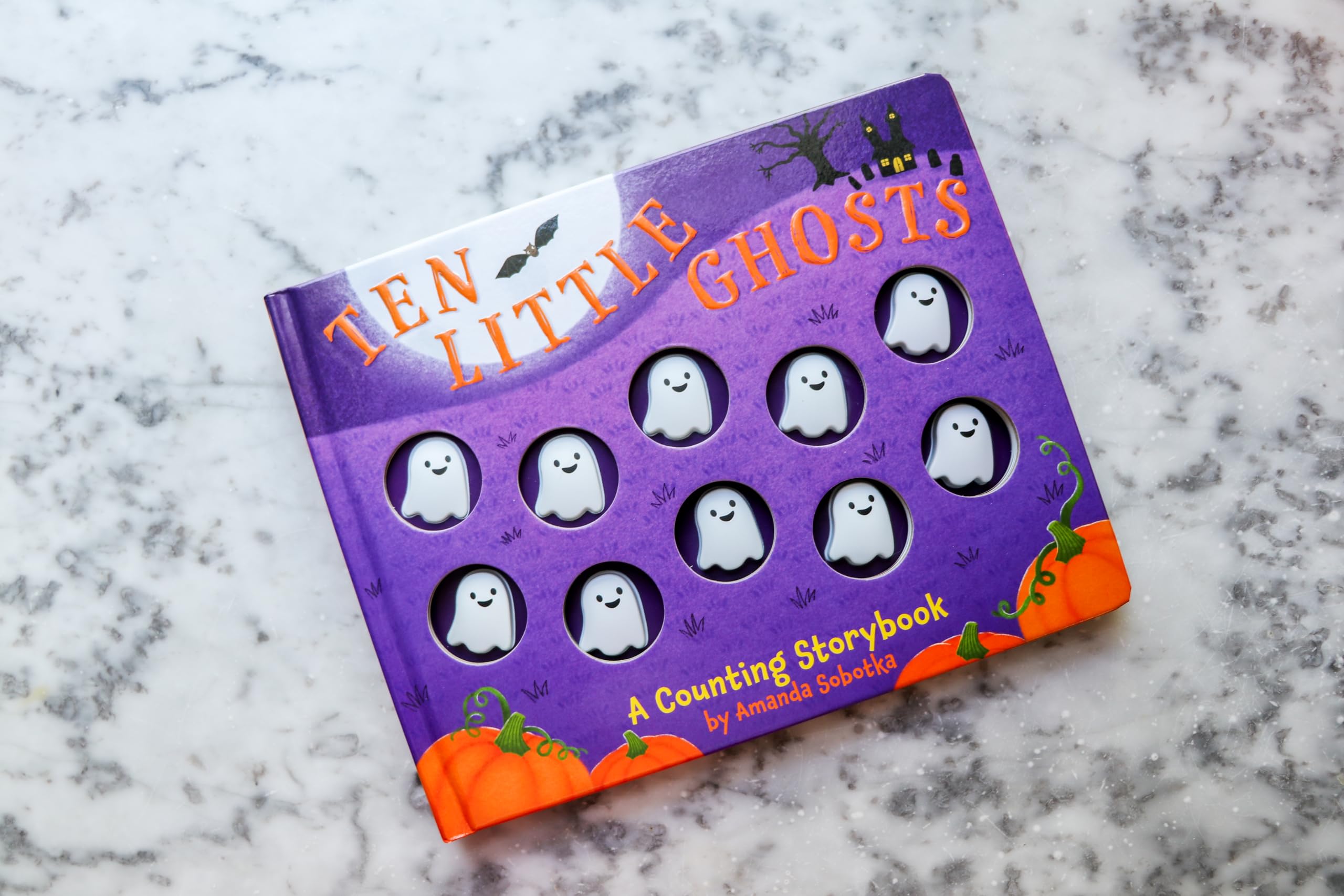 Ten Little Ghosts: A Counting Storybook