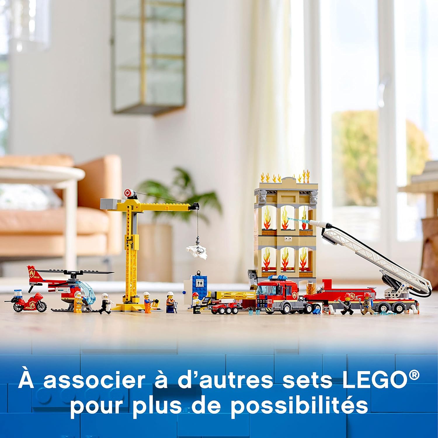 Lego City Les Pompiers Du Centre Ville Avec Camion De Pompiers Grue Helicoptere Moto Et 7 Figurines Jouet Pour Enfants Lego Amazon Fr Jeux Et Jouets