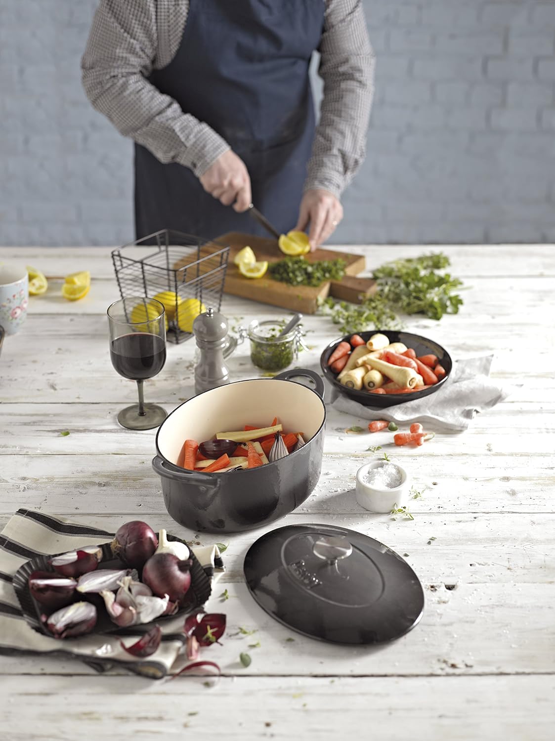 Denby CIH-583 Halo Cast Iron 4.2L Oval Casserole, Medium - Image 3