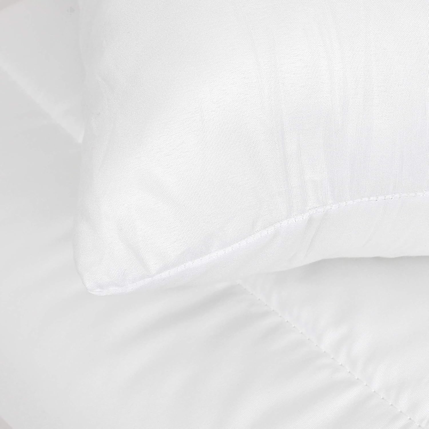 Couettes Et Housses De Couettes Ameublement Et Decoration Napravi Rs Linnea Pack Couette Oreiller 1x150 Et 42x62 Cm Gavroche 100 Polyester Blanc