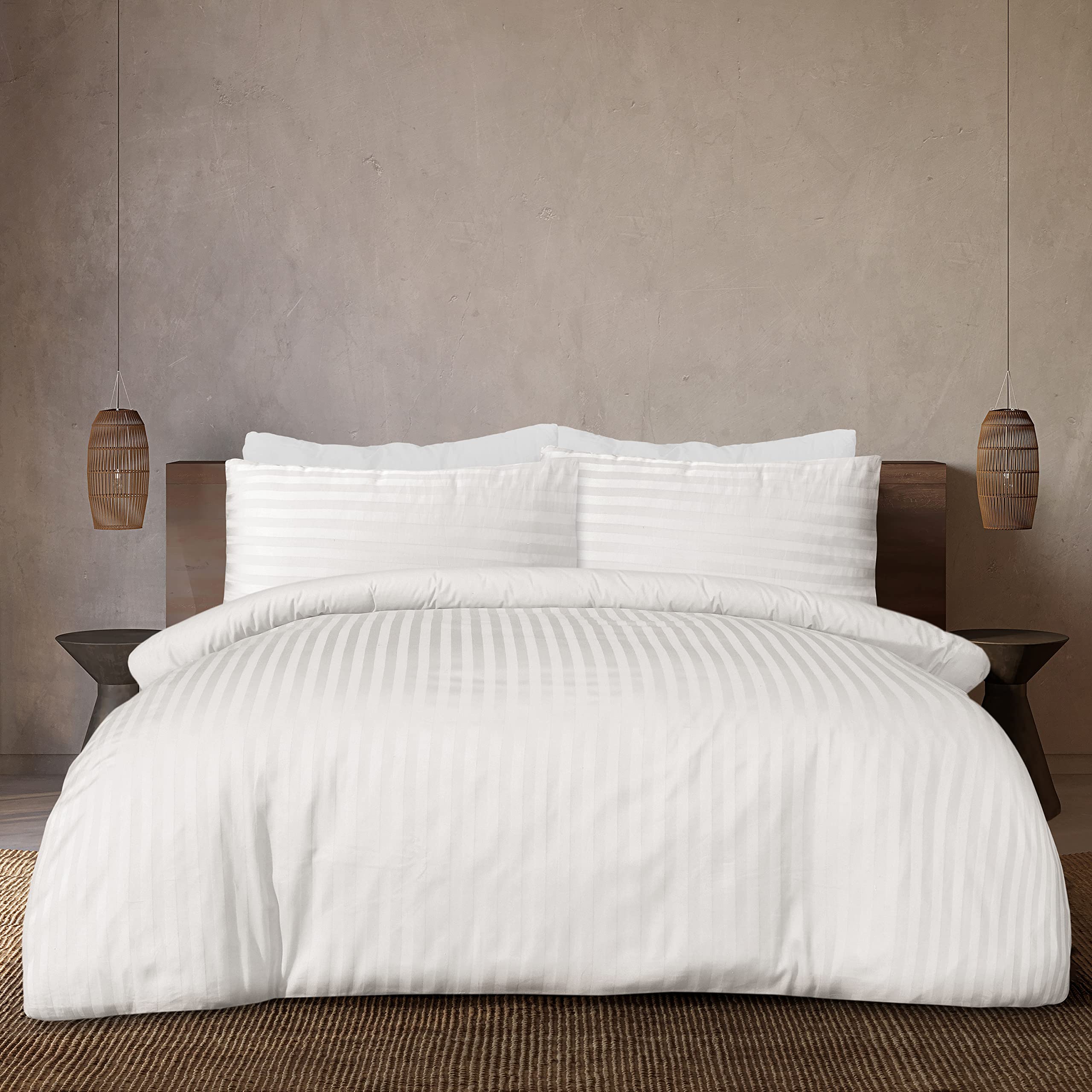 Sleepdown Soft Hotel Quality 225 THREAD COUNT POLYCOTTON Satin Stripe Duvet Cover Set With Pillowcases in White Colour(Single)