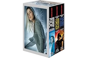 Maximum Ride Box Set (Maximum Ride, School's Out Forever, Saving the World)