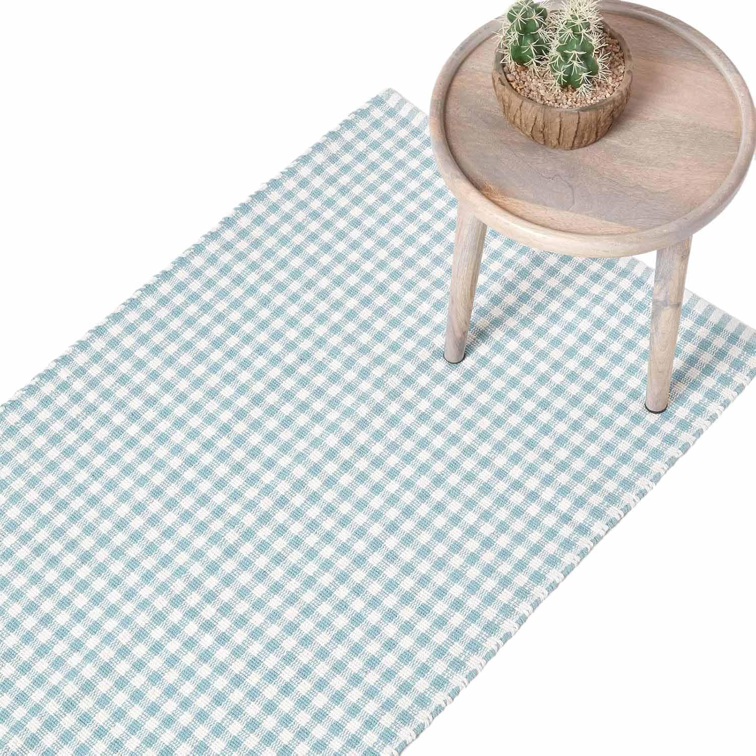 HOMESCAPES 100% Cotton Gingham Runner Handwoven Light Blue White 66 x 200 cm Check Hall Runner for Living Room Bedroom and Hallway