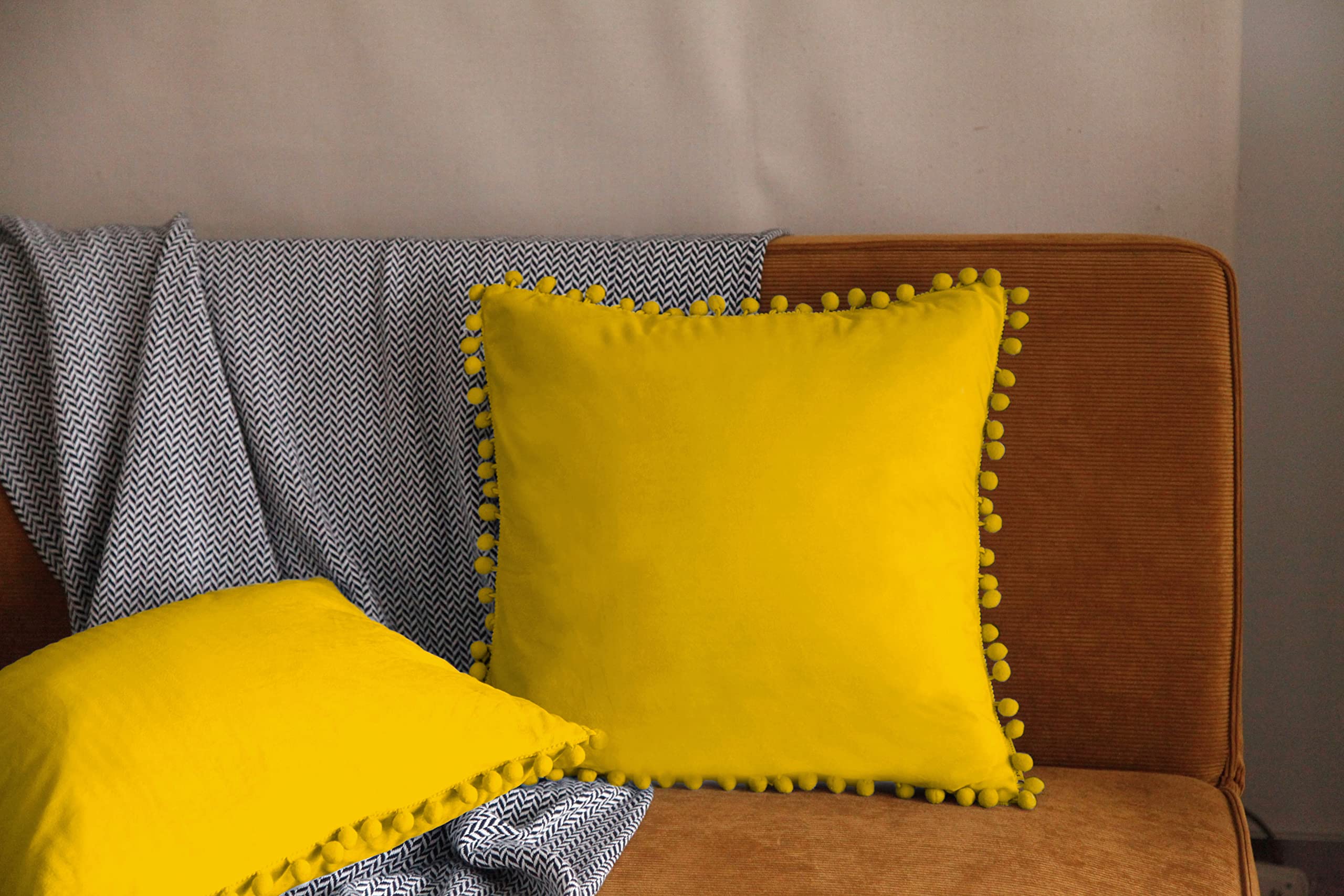 Pagnanno. Set of 2 Soft Velvet Cushion Covers 45x45cm(18x18 Inches) Pom Throw Pillowcases Square Cushion Covers for Chairs,living and bedroom with Invisible Zipper (18"x18" (Pack of 2), Mustard)