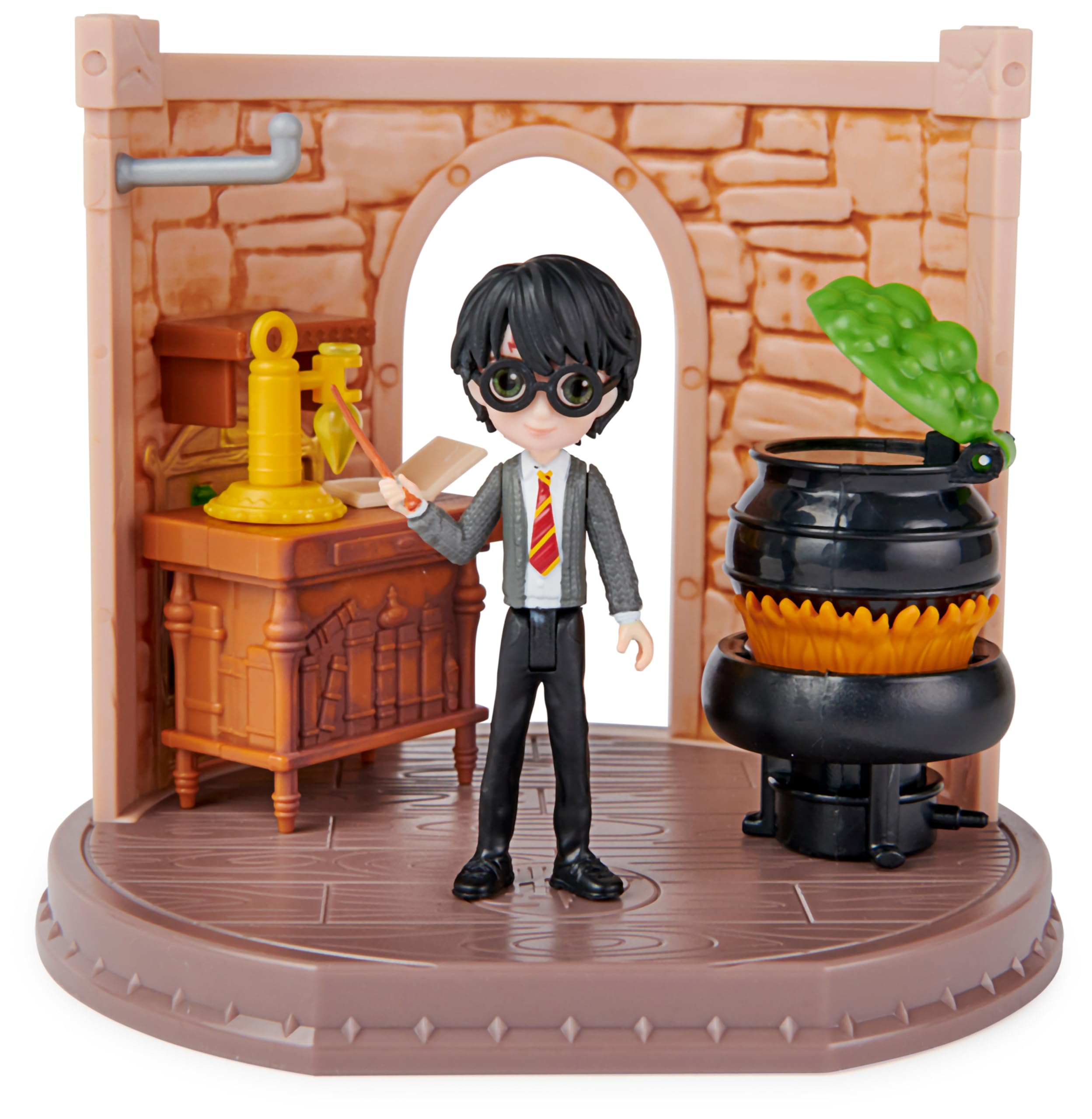 Wizarding World, Magical Minis Potions Classroom with Exclusive Harry Potter Figure and Accessories, Kids Toys for Girls and Boys Ages 5 and up
