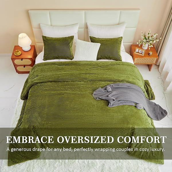 FLUFFY VELVET COMFORTER SET KING 3 PIECES – SUPER SOFT & FUZZY OLIVER GREEN COMFORTER SET FOR WINTER WARM FLEECE BEDDING, 1 LUXURY COZY FAUX FUR DOWN ALTERNATIVE COMFORTER WITH 2 PILLOW CASES