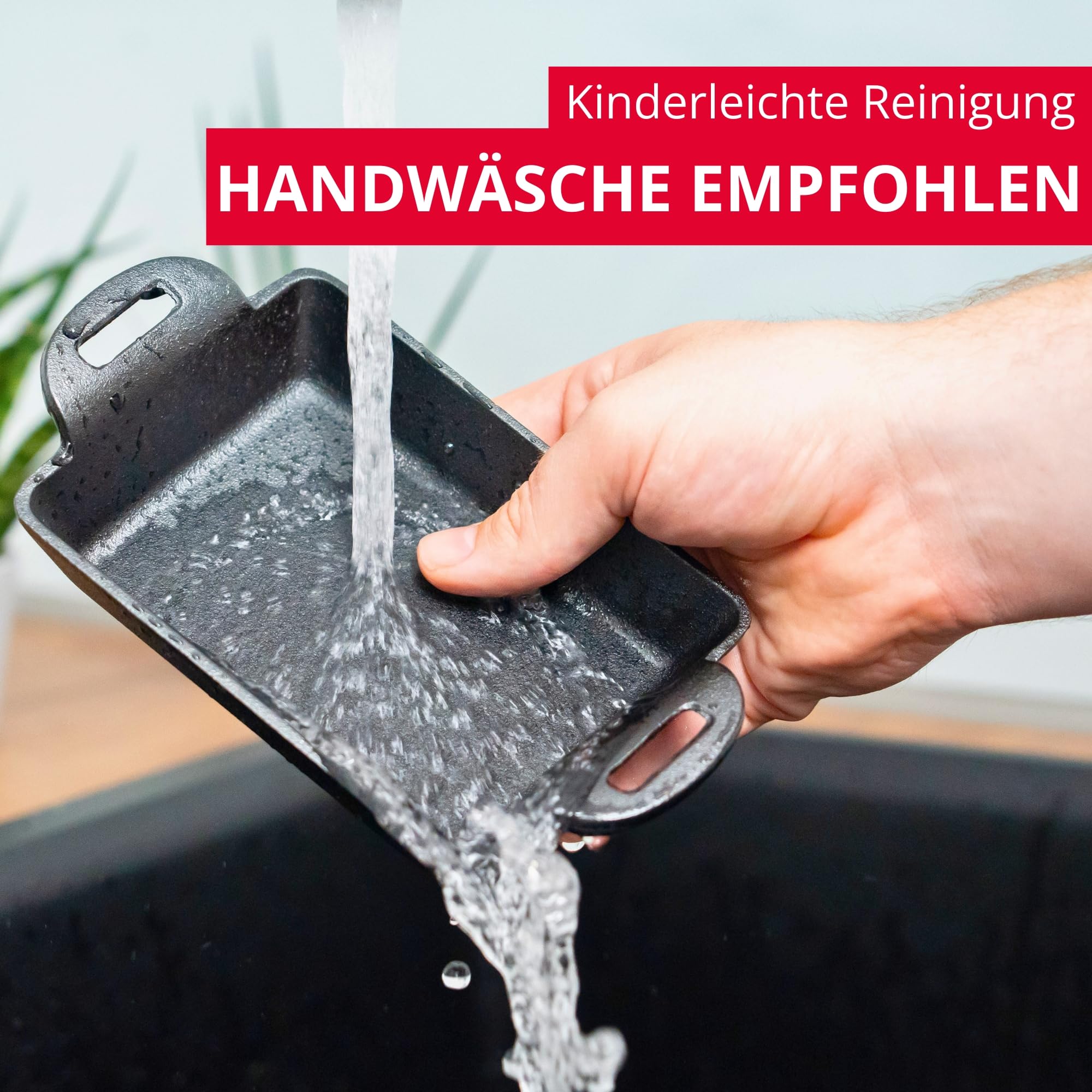Westmark Gusseiserne Schale Tapas + Friends – kleine Gusseisen-Auflaufform, für alle Herdarten geeignet, auch Induktion und Grill, inkl. Bambus-Untersetzer – Eisen, 300 ml 7