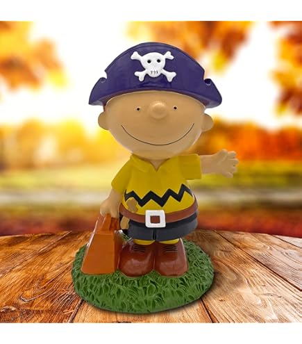 Amazon.com: BACKYARD GLORY Peanuts® Charlie Brown & Snoopy Hugs