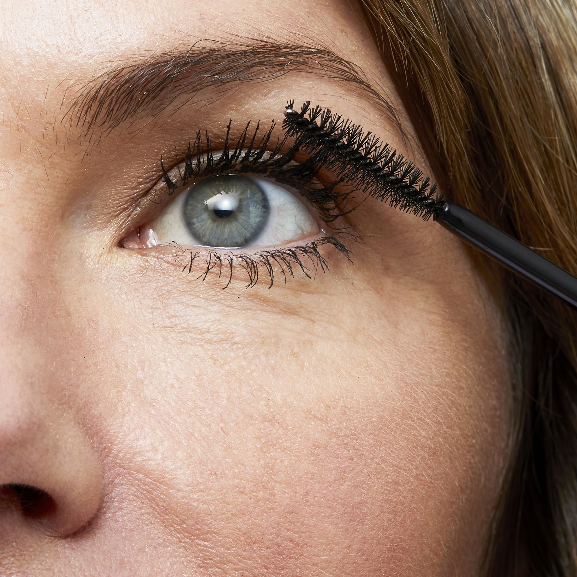 No7 Age Defying Eye Mascara - All-in-One Eyelash Mascara for Enhanced Length, Curling & Volumizing Eyelashes - Smudge & Clump Free Eye Makeup (7ml)