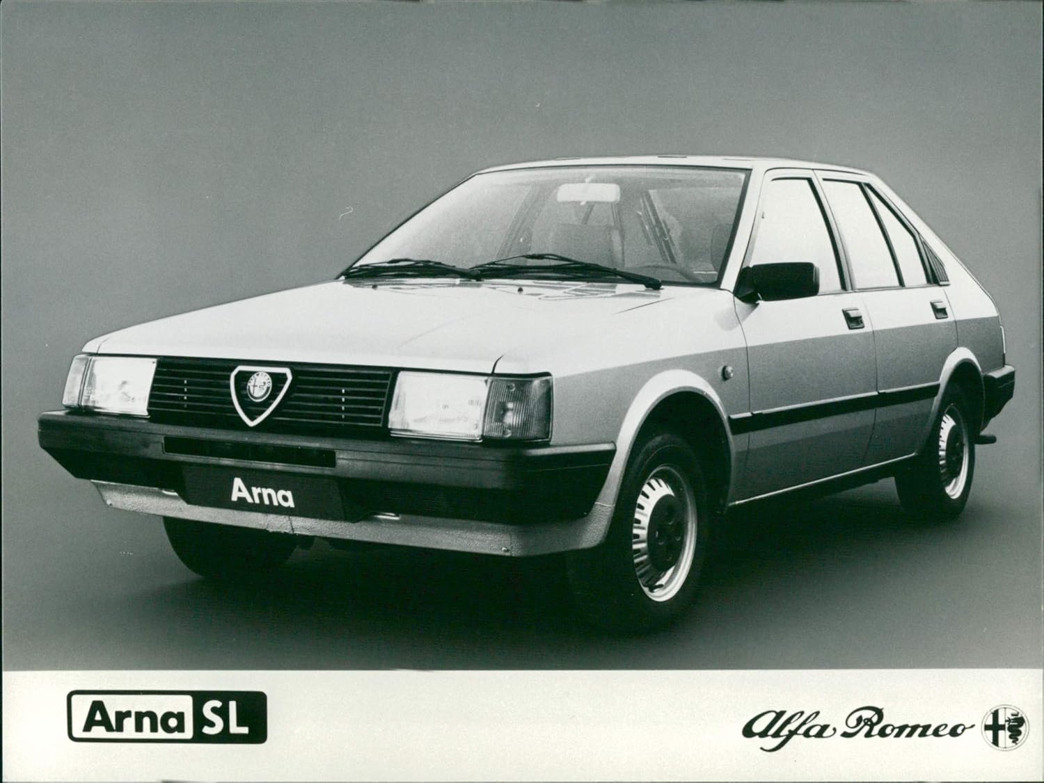 Vintage photograph of 1986 Alfa Romeo Arna SL