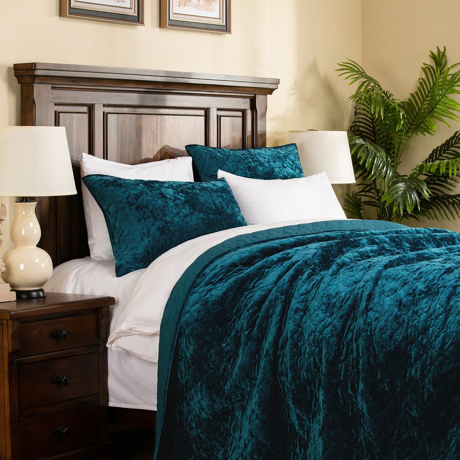 Photo 1 of ELEGANT LIFE HOME Luxury Washed Crushed Velvet Artistic Diamond Stitching Bedding Sham, Standard Size 20 in x 26 in, 1 Piece, Peacock Blue