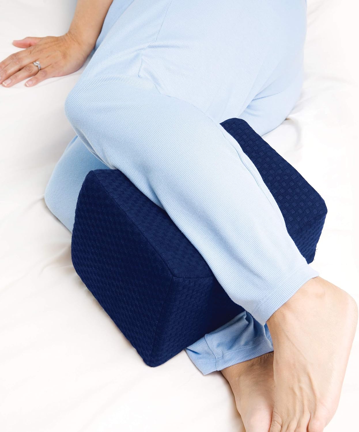 Orthopedic Knee Pillow for Side Sleepers - Ergonomic Memory Foam Knee Pillow for Back Pain & Spine Alignment - Removable Machine Washable Cover - Knee Wedge Pillow for Deep Night’s Sleep: Health & Personal Care