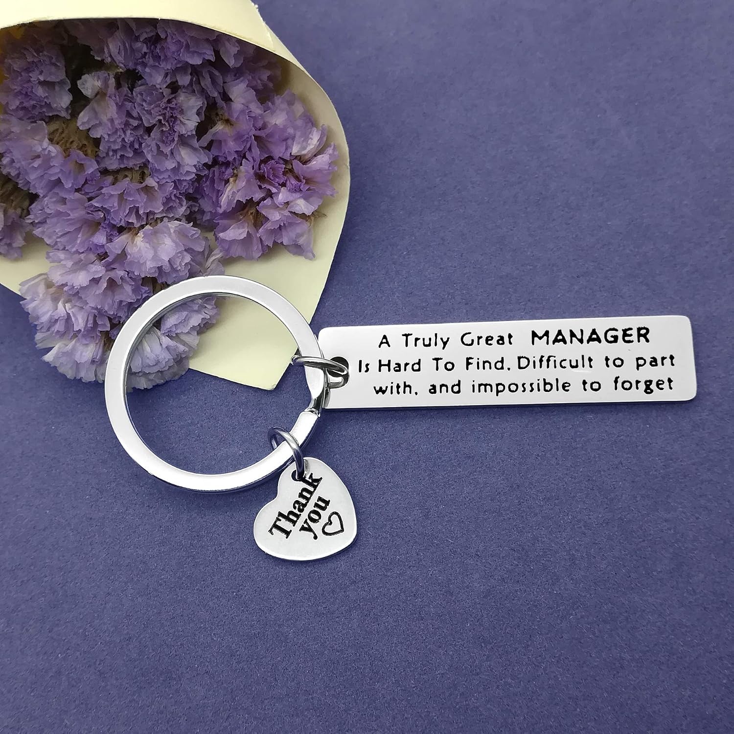 Huwujiu Manager Keyring Manager Gifts A Truly Great Manager is Hard to Find Keyring Leaving Farewell Christmas Retirement Gifts Thank You Gifts for Manager Boss Leader - Image 4