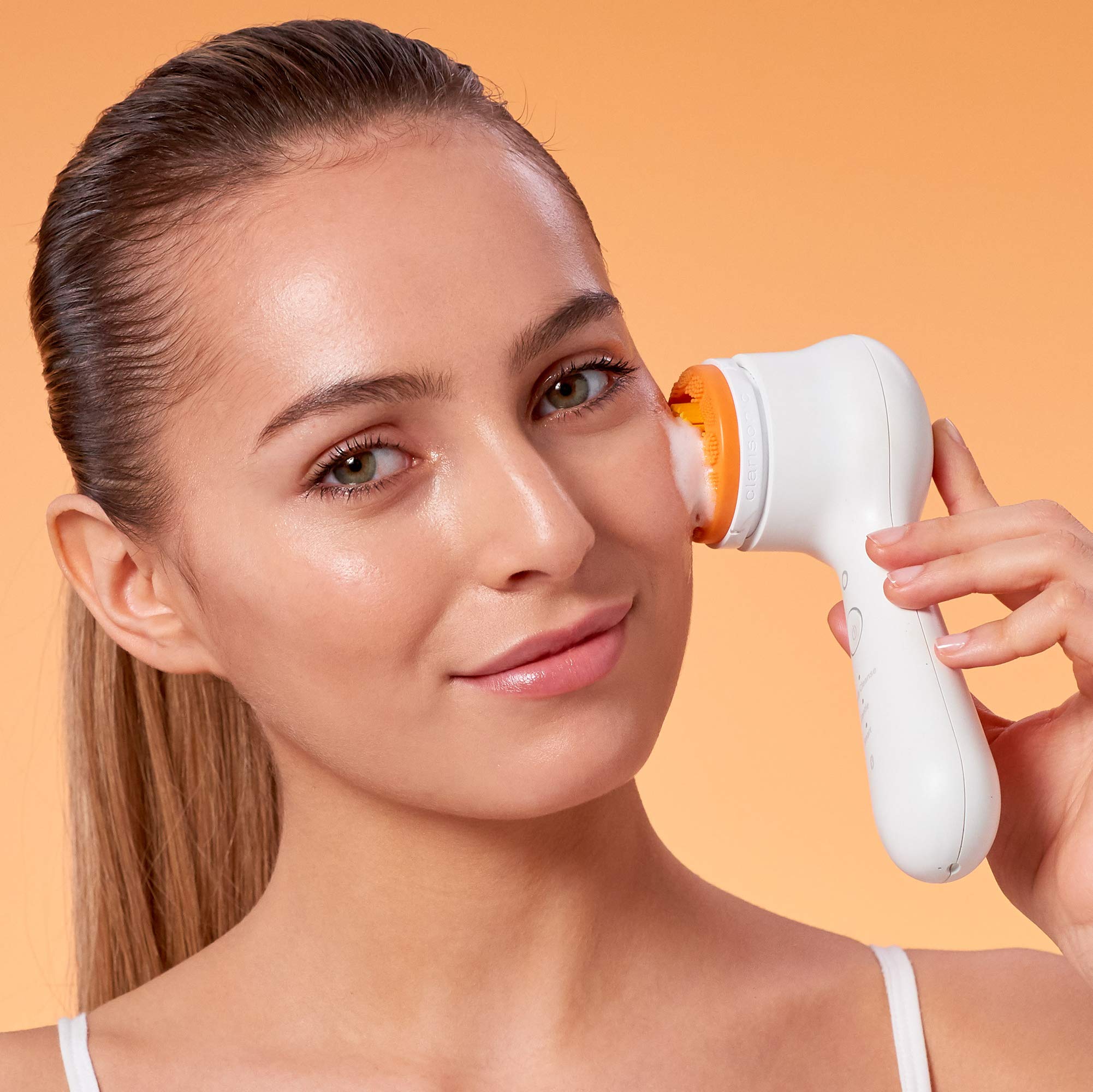 clarisonic skin renewing peel treatment glycolic acid cleanser